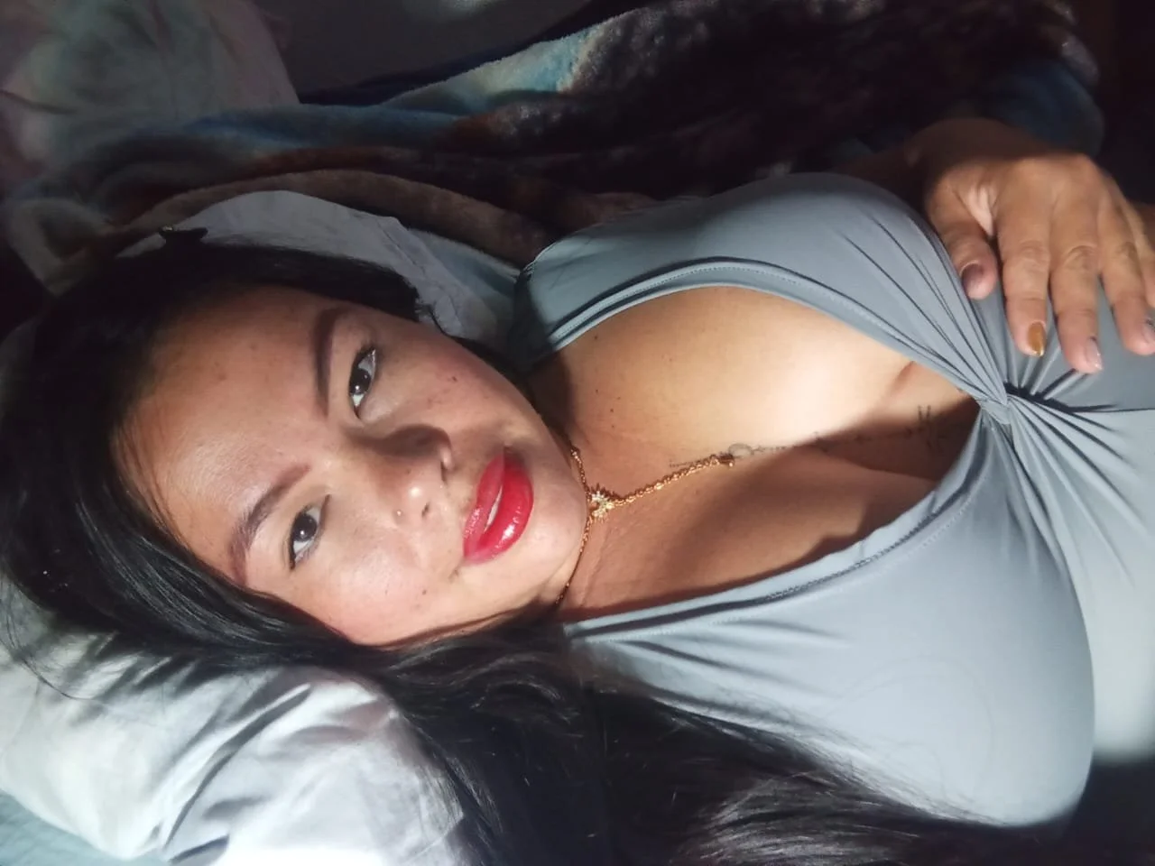 Daniii la putipobre gordibuena me dice que quiere estar conmigo y esta borracha image 14