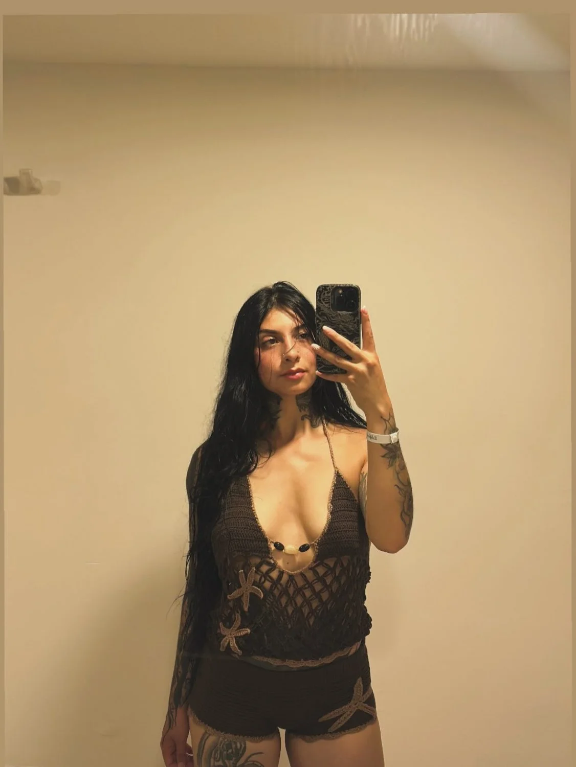 Alejandra image 10