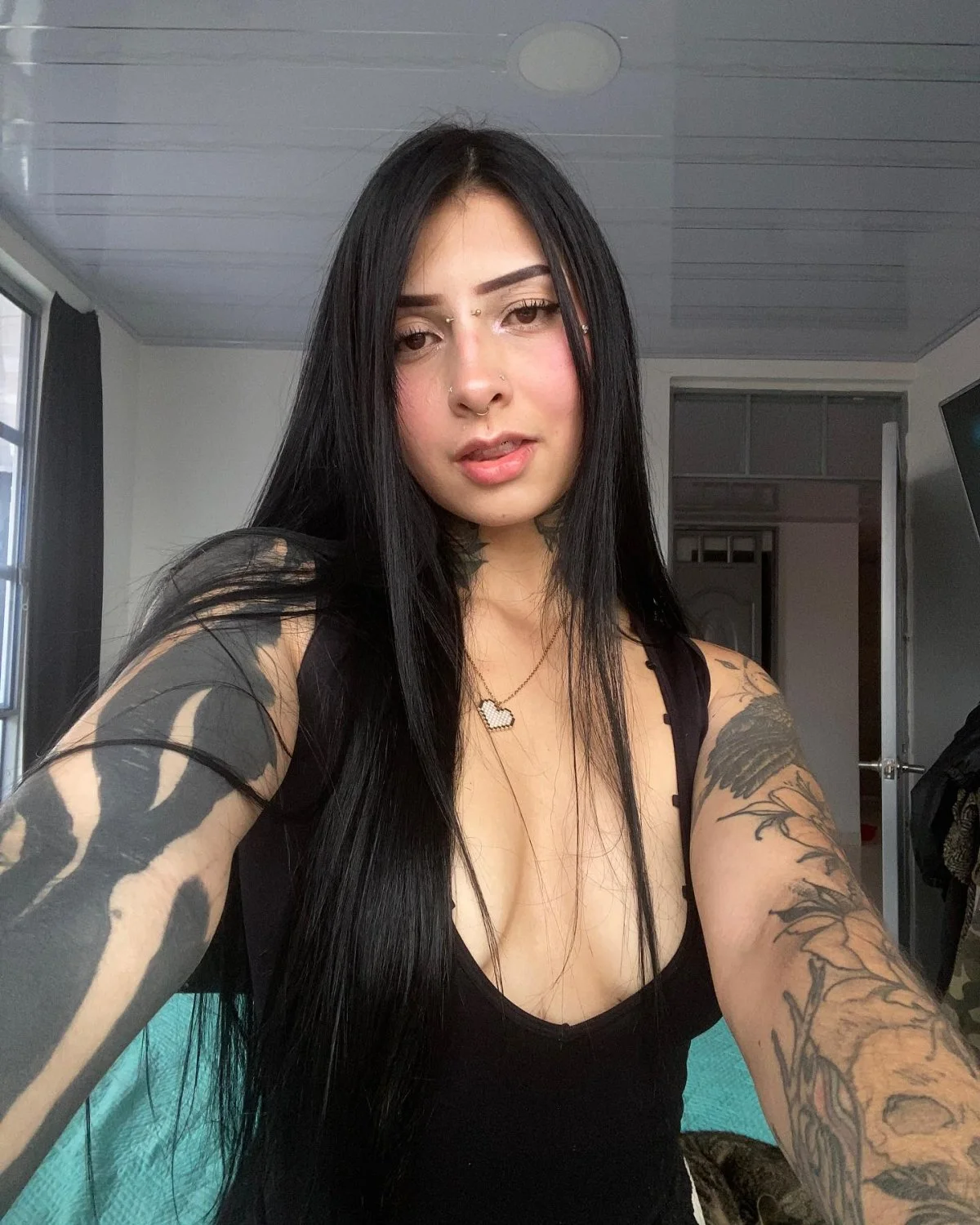 Alejandra image 16