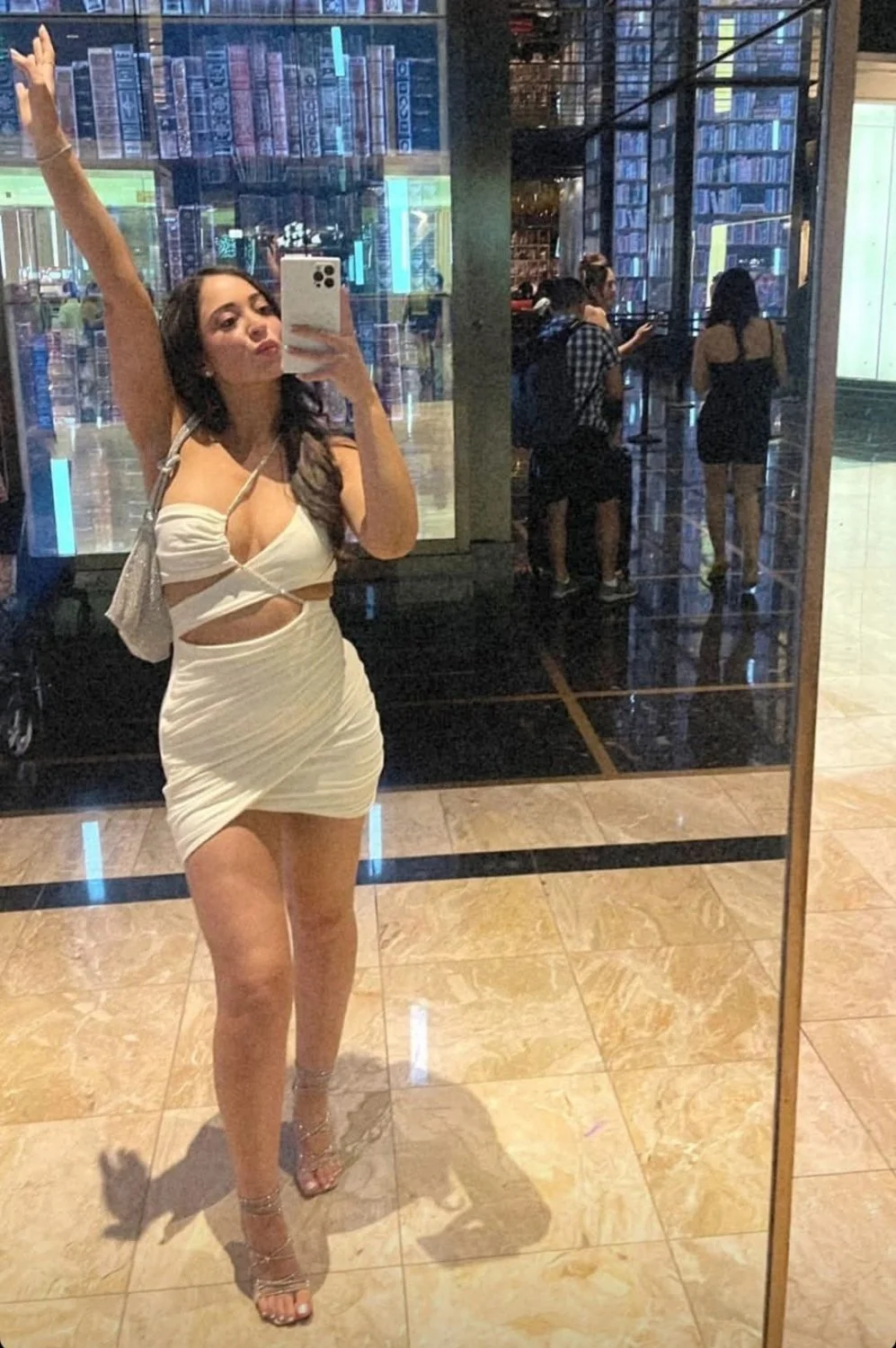 White mom image 9