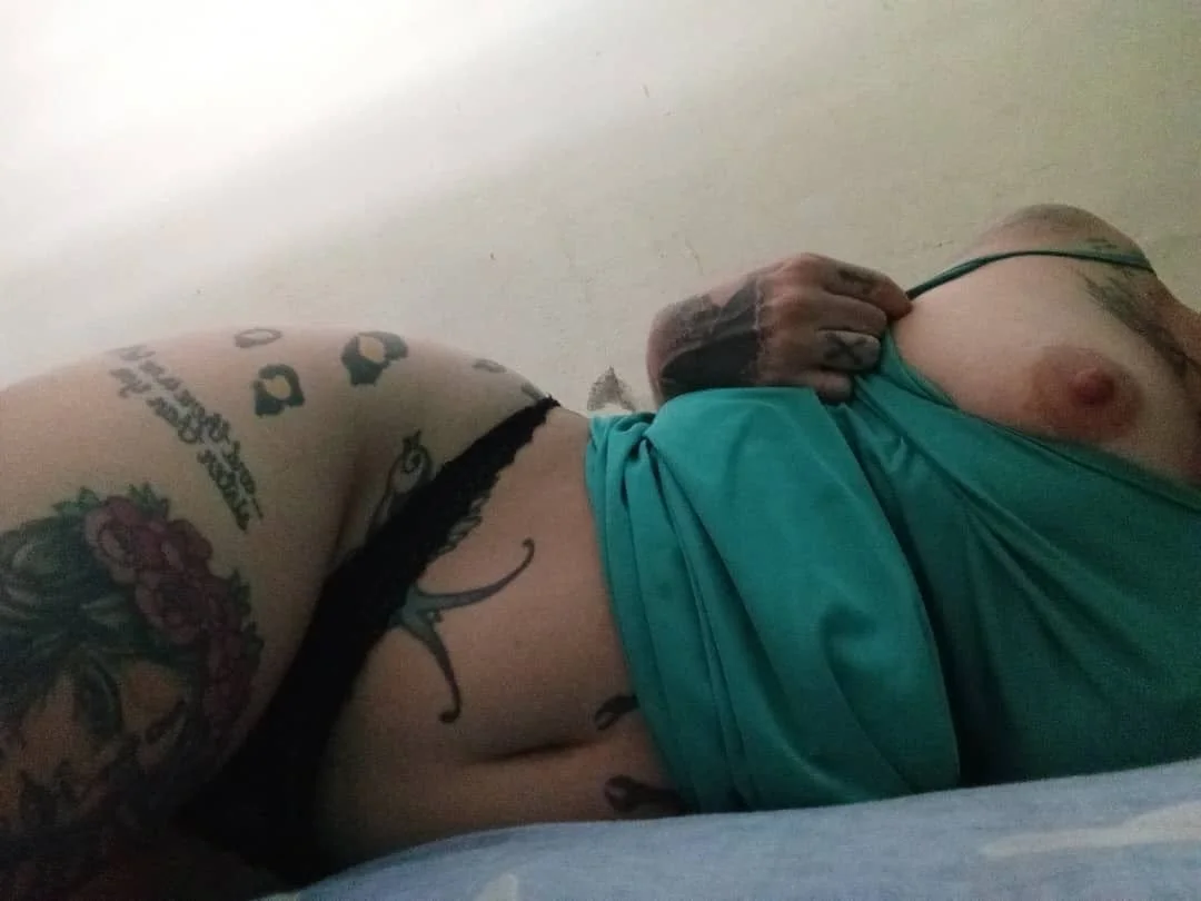 Tatuada cubana le manda foto al amante 🇨🇺🔥 image 3