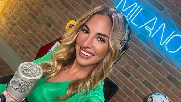 Chiara Giuffrida hot italian journalist main image