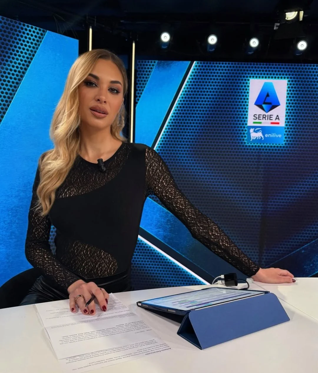 Chiara Giuffrida hot italian journalist image 23