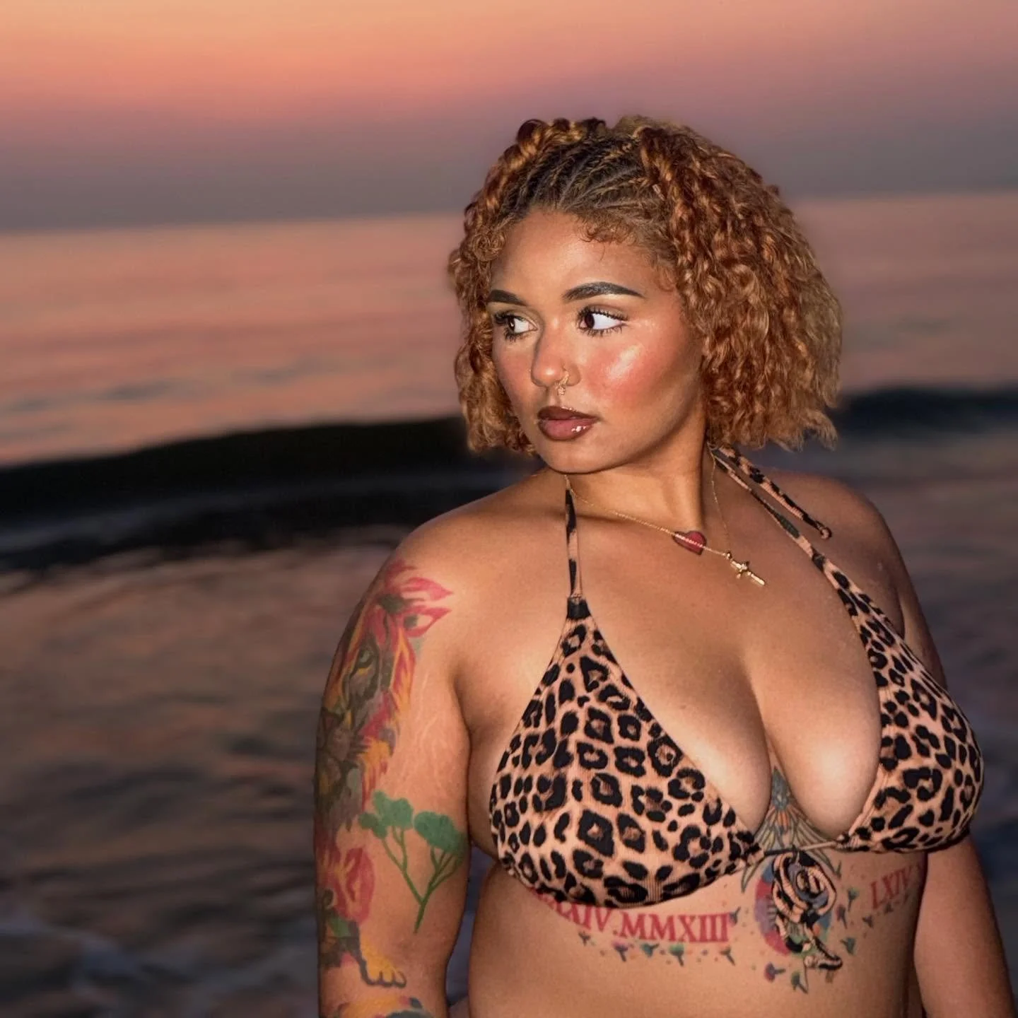 Azi Baybee Gordinha Deliciosa image 23