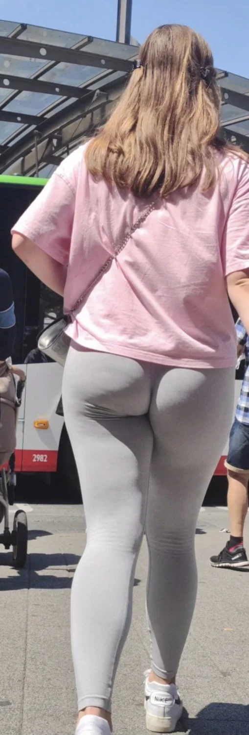 Assorted candids image 24