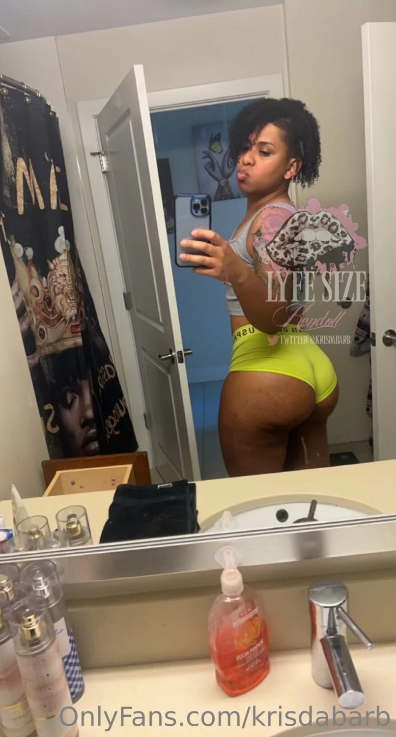 Thick Big Booty Lightskin Trans Is Freaky 🤤😋💦 (BBC, Big Ass, Blowjob, Verse, Dl, Twerk, Cumshot) image 2