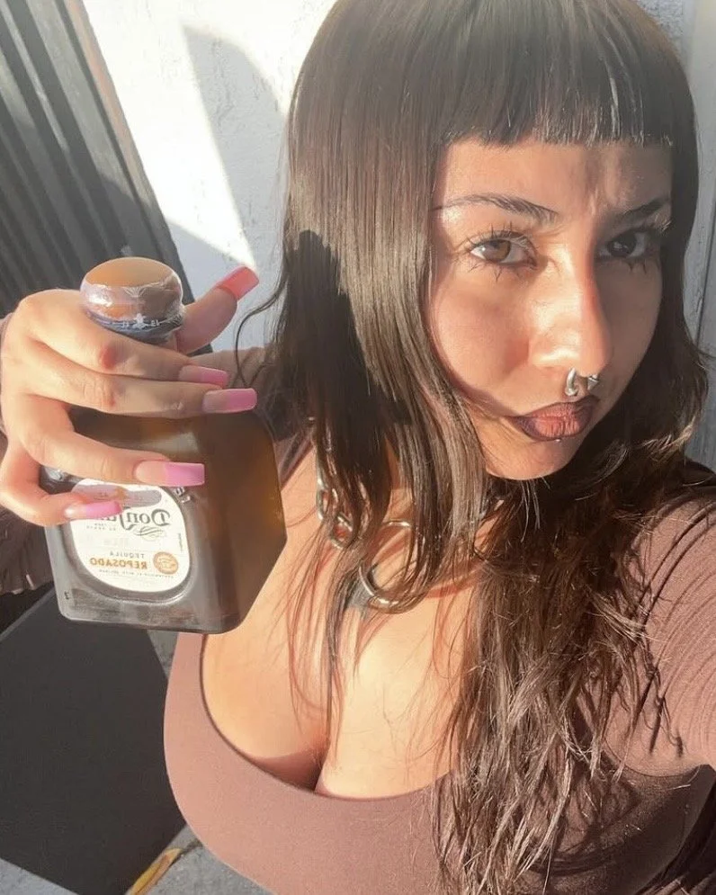 Horny Goth Mexicana Tetona y Nalgota image 3