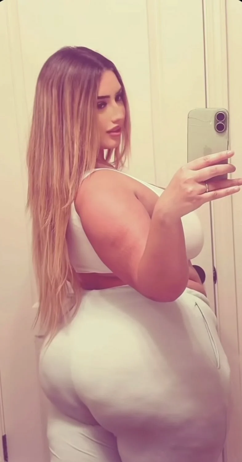 Insane body THICK latina is an absolute ball drainer! She deserves 2 be bred over & over again image 4