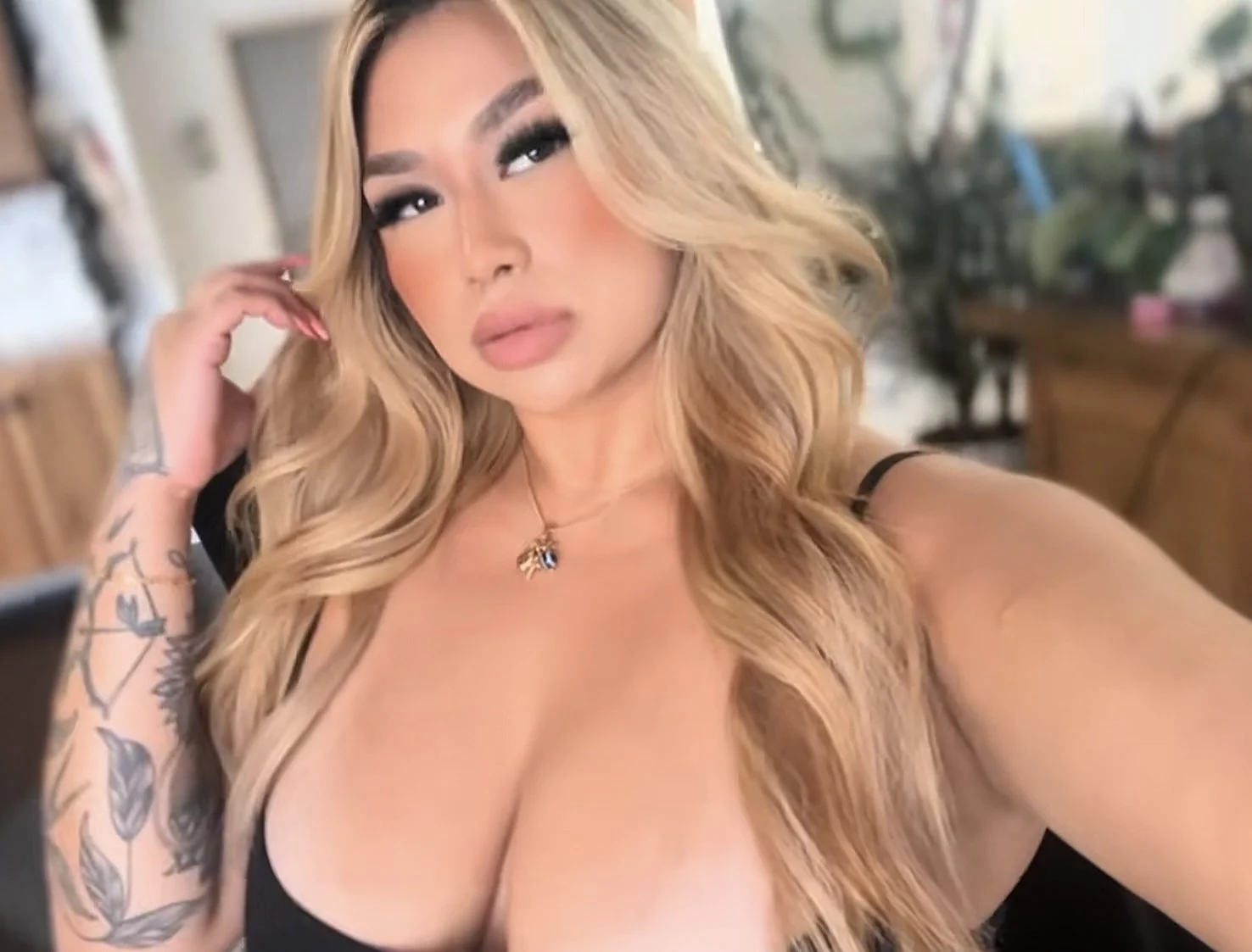 Only BBC can handle this THICK irl latina goddess image 4