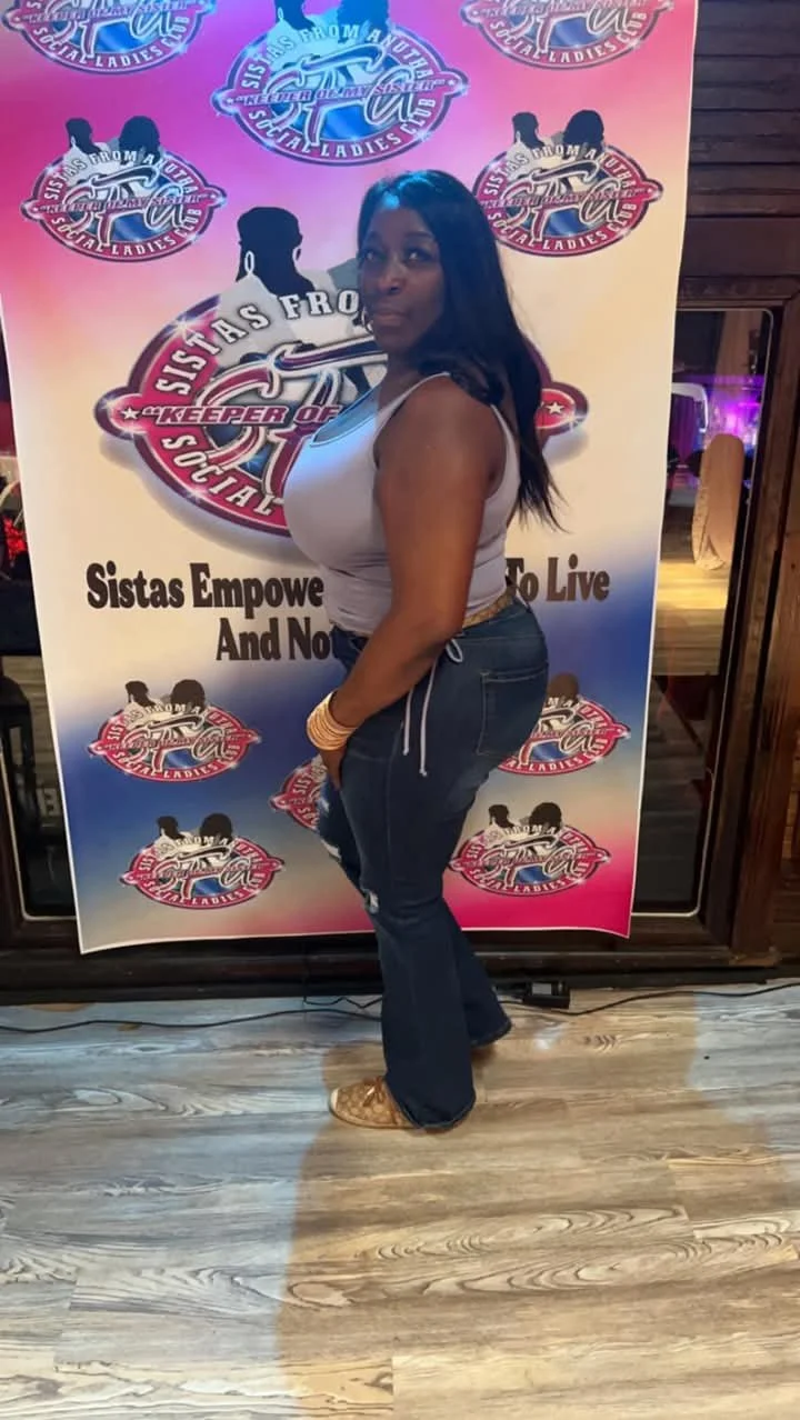 Dark Chocolate Amazon Granny W Big Ass & Titties I Would Not Pull Out 101 image 1
