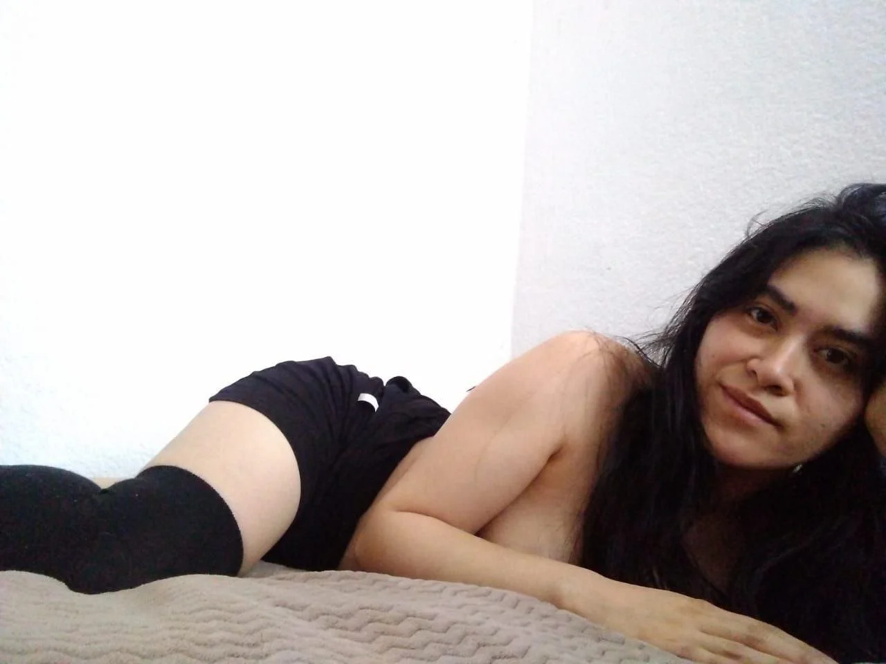 La esposa infiel que por andar de puta se contagió de ITS image 3