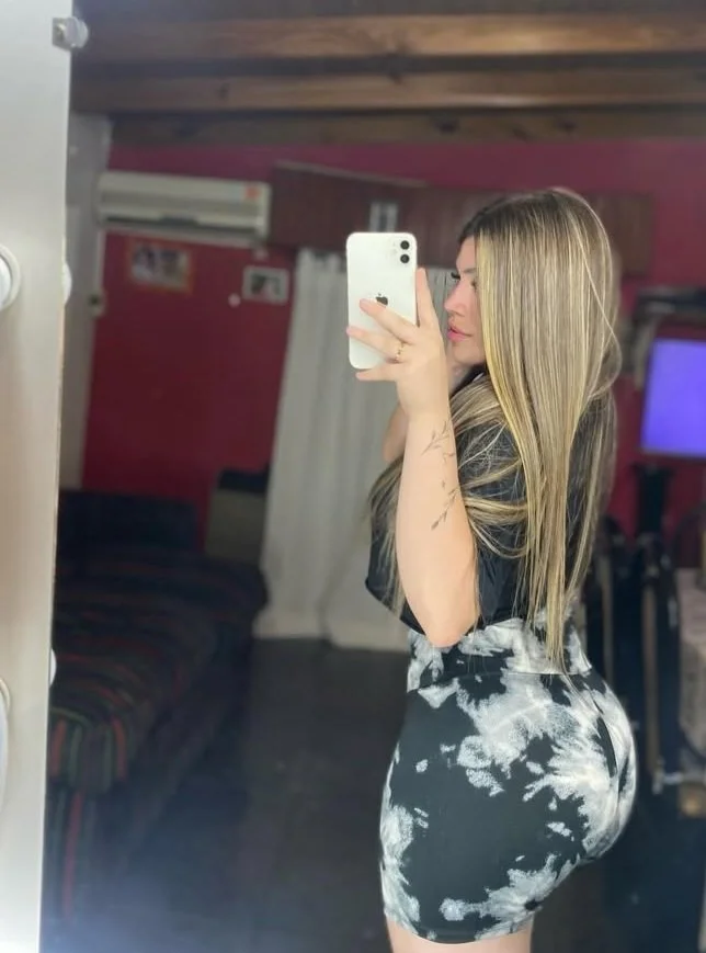 iaraantonelaa pendeja de ig image 6