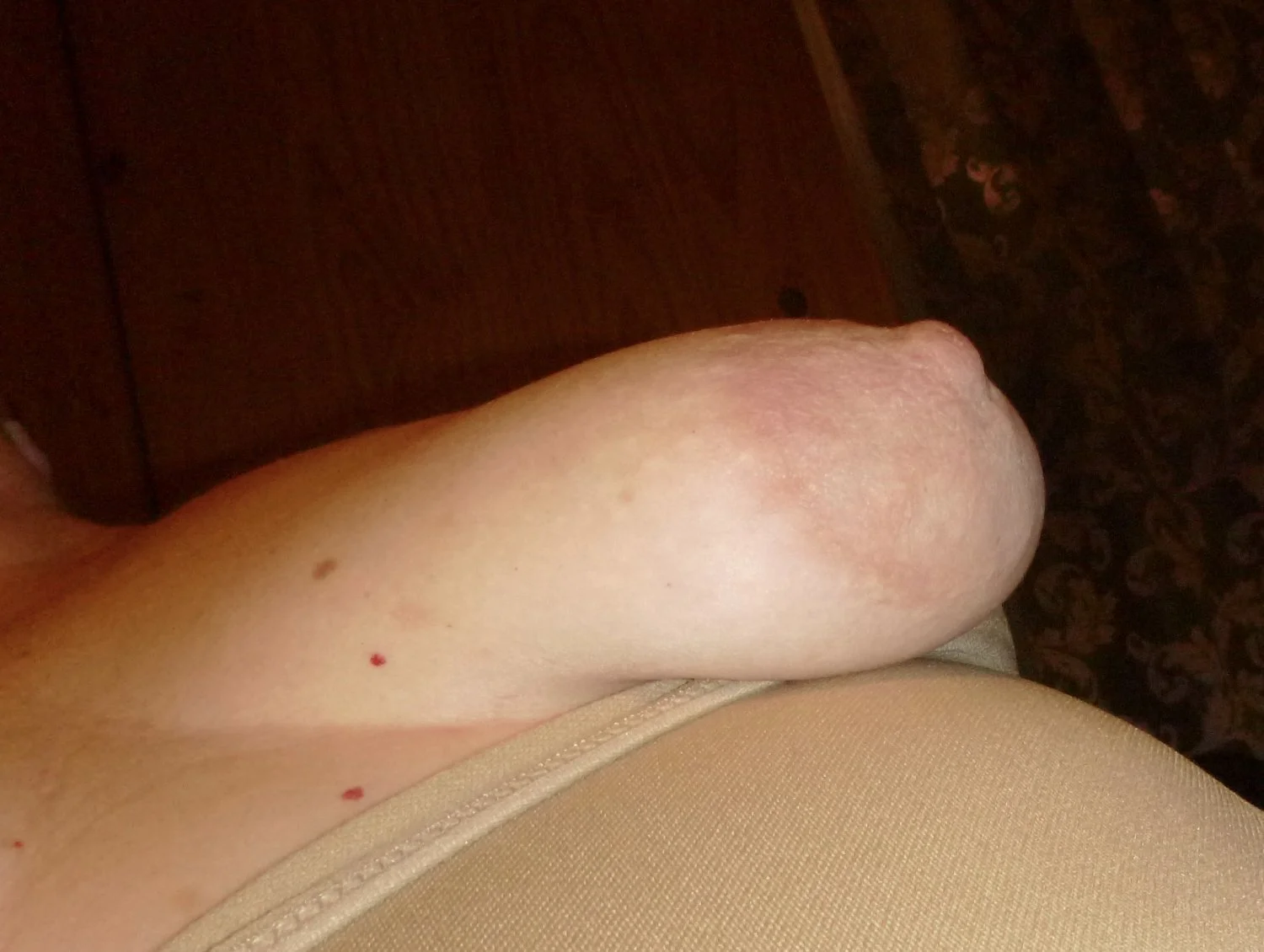 Angela62 and her fabulous tits image 6