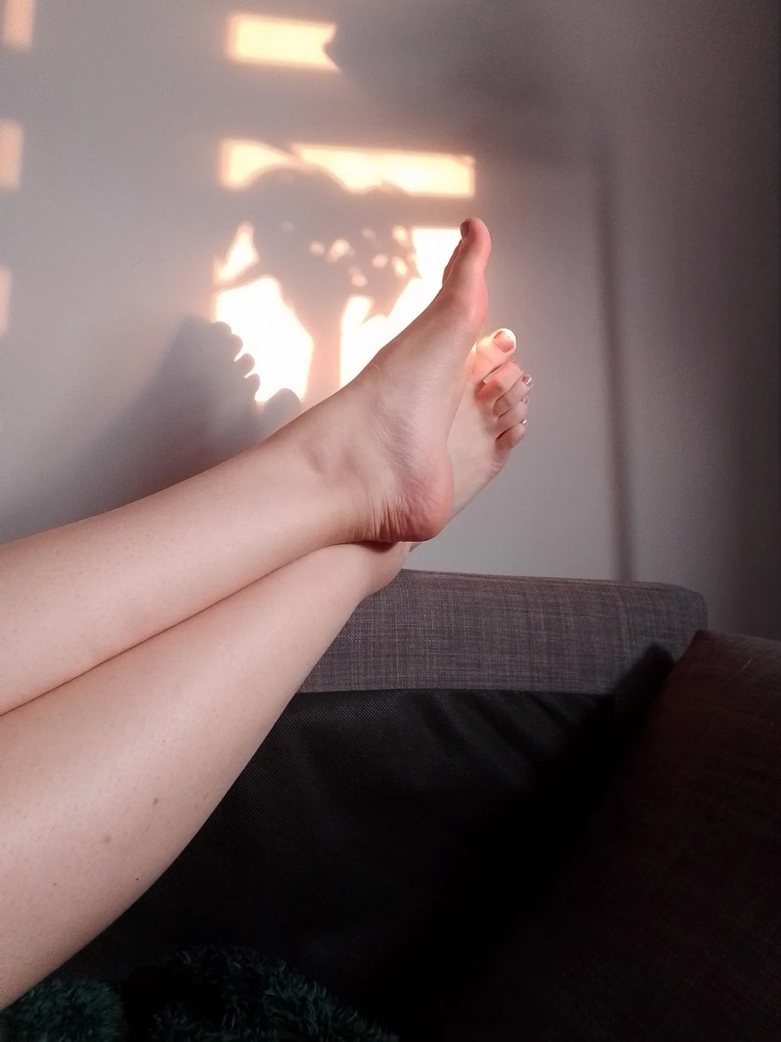 My GF feet today image 2