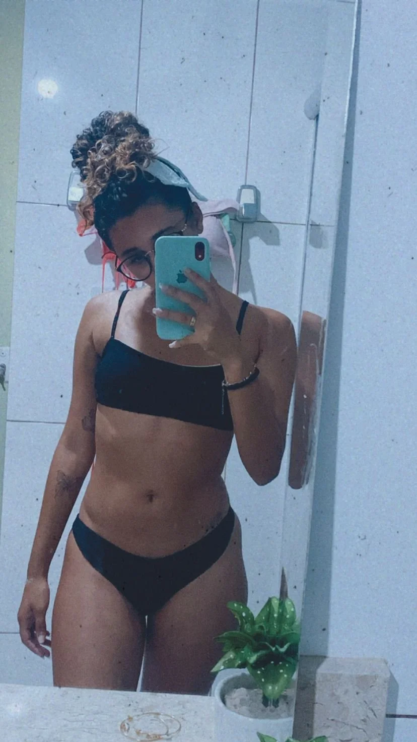 Novinha puta gostosa image 3