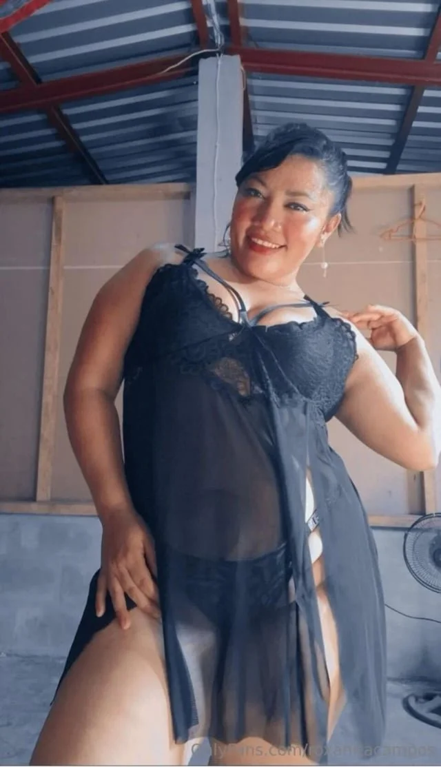 La salvadoreña culona de Rox ana campos 🇸🇻 2026 image 16