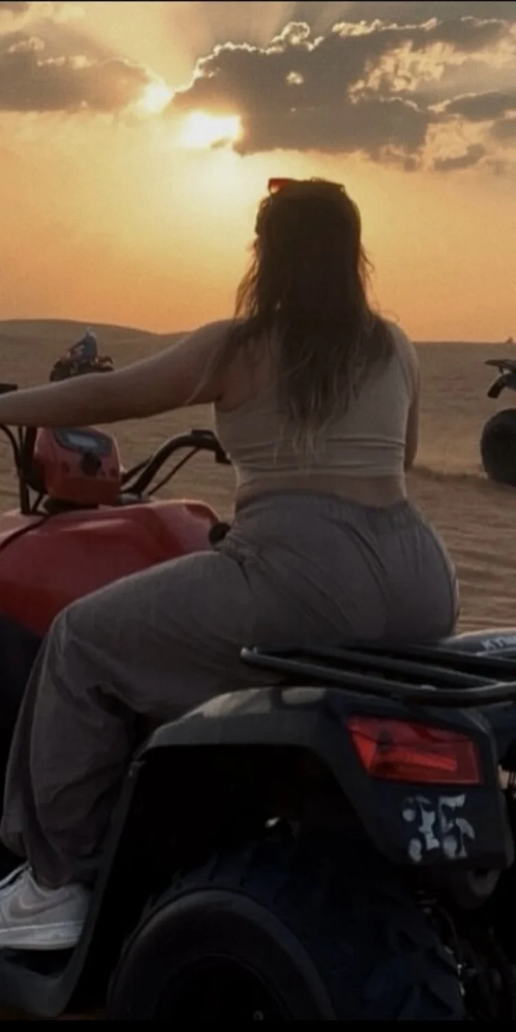Caitanya estrella image 3