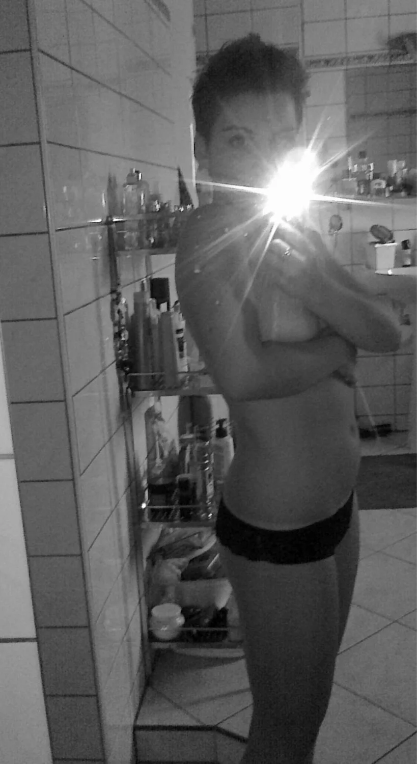 Young czech slut Tereza image 9
