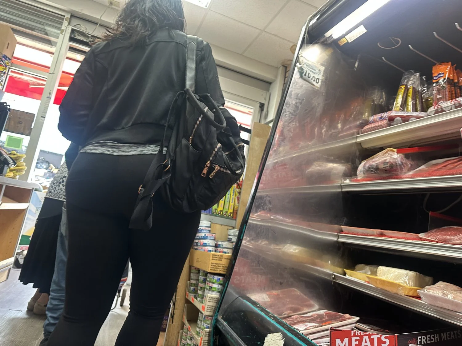 big booty ebony goddess perved on image 33