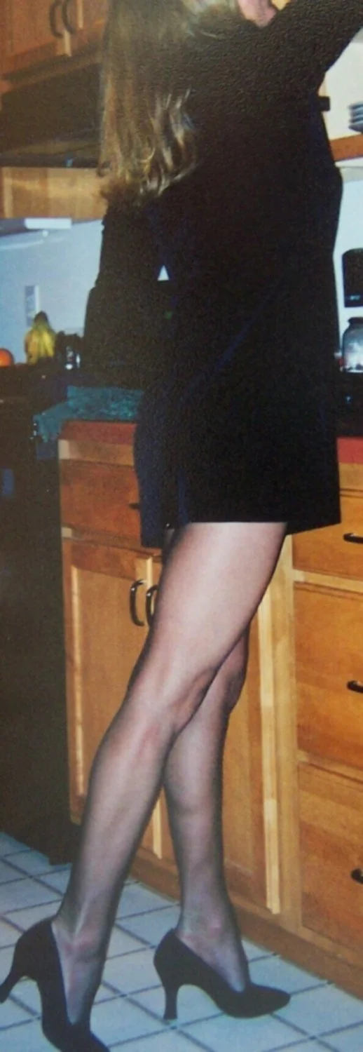 Marian - Teacher Wife image 3