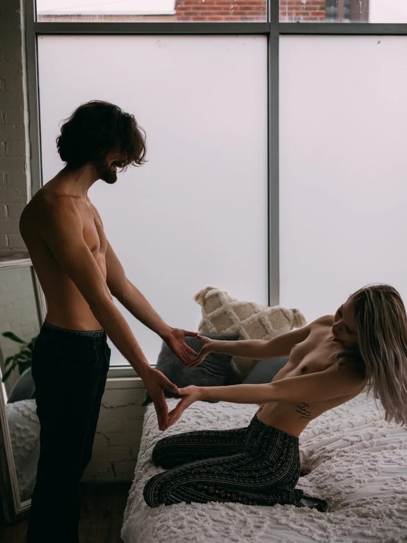 Random fun couple boudoir image 7