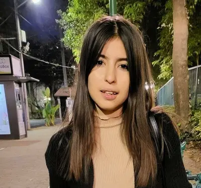 Karol 18 Años México 🇲🇽. Flaquita Caliente 🥵 que le gusta mostrar sus Encantos 😋 cover image
