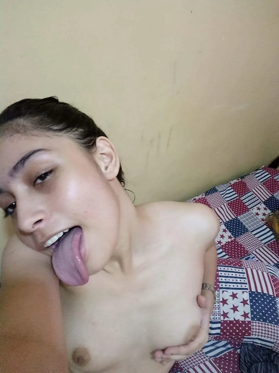 Morena Filipina Teen image 21