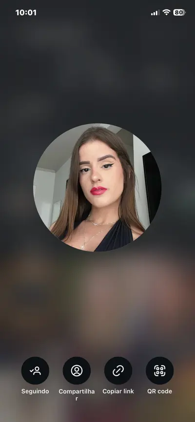 Paranaense caiu na net fazendo de tudo até com desodorante cover image
