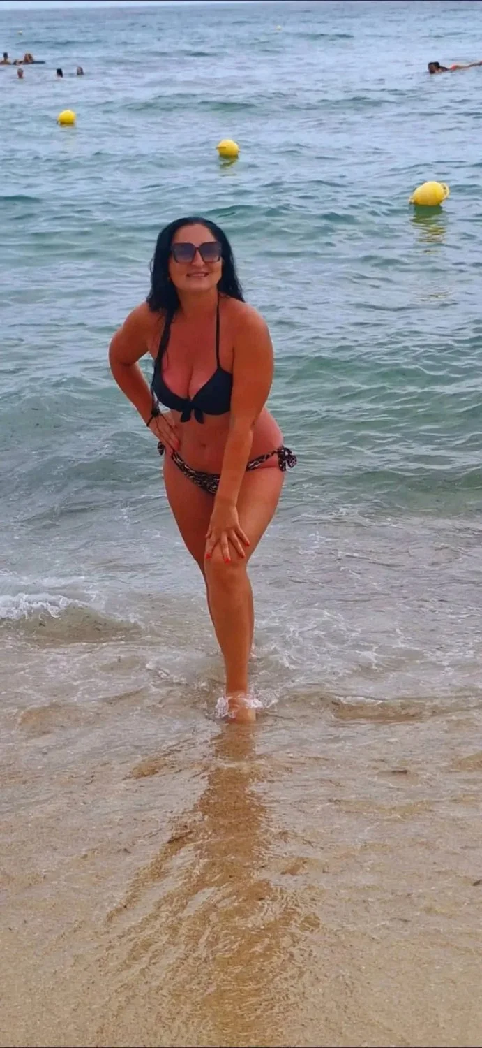 Sexy serbian mom lela whore loves stranger cock image 5