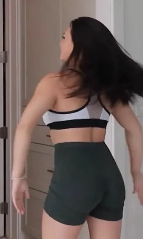 Innocent looking Latina has such a cum deserving face image 5