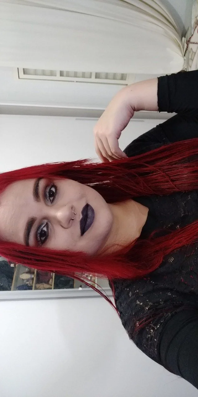 Novinha ruiva vazada image 10