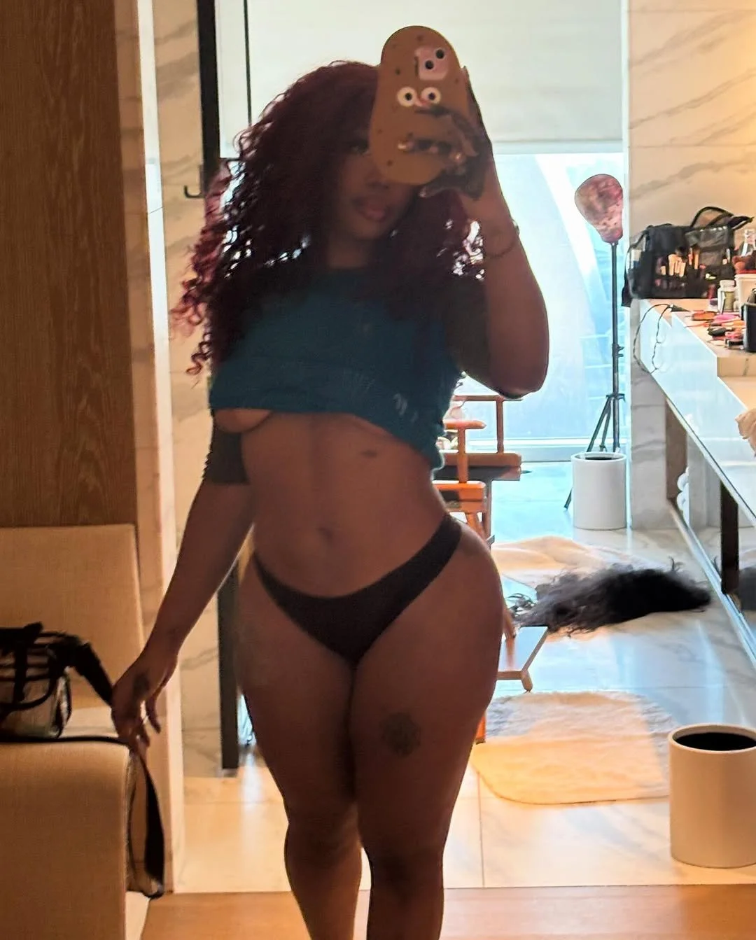 I want to use SZA’s hair like a cumrag image 18