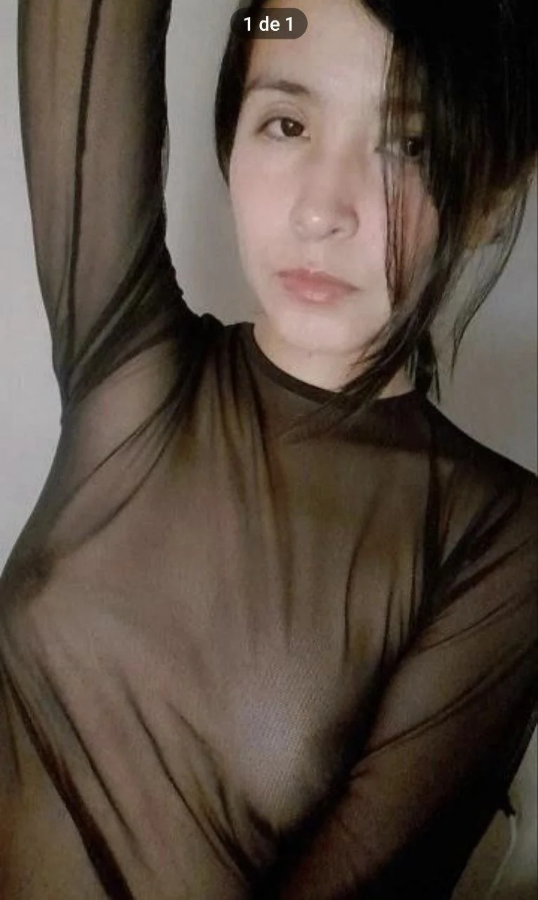 La perra de Katherine se exhibe como la prostituta barata que quiere ser image 11