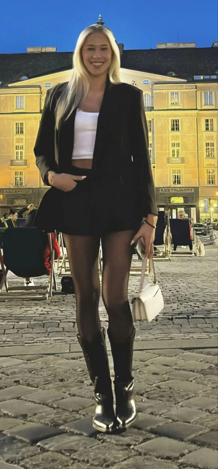 College Whore Nina Goes Crazy For Cum main image