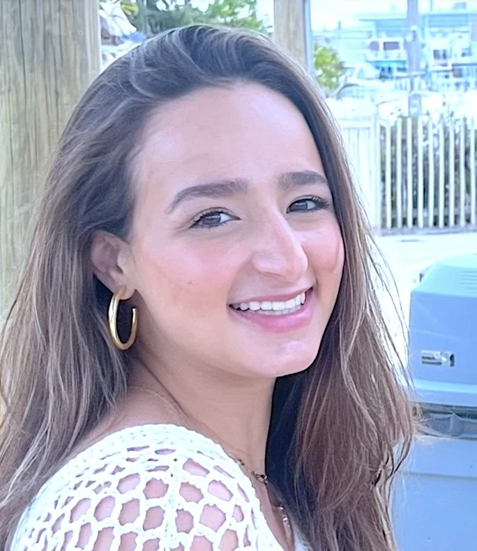 she is one of the hottest girls i have ever seen in my life. who is this? image 2