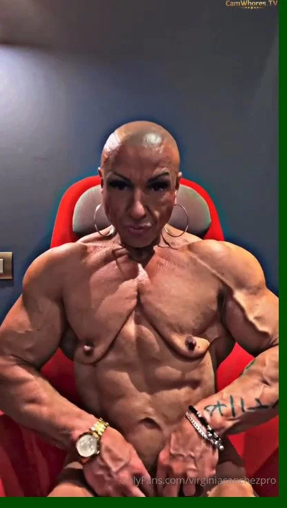 Outrageous bodybuilding nudes of Mrs Sanchez image 2