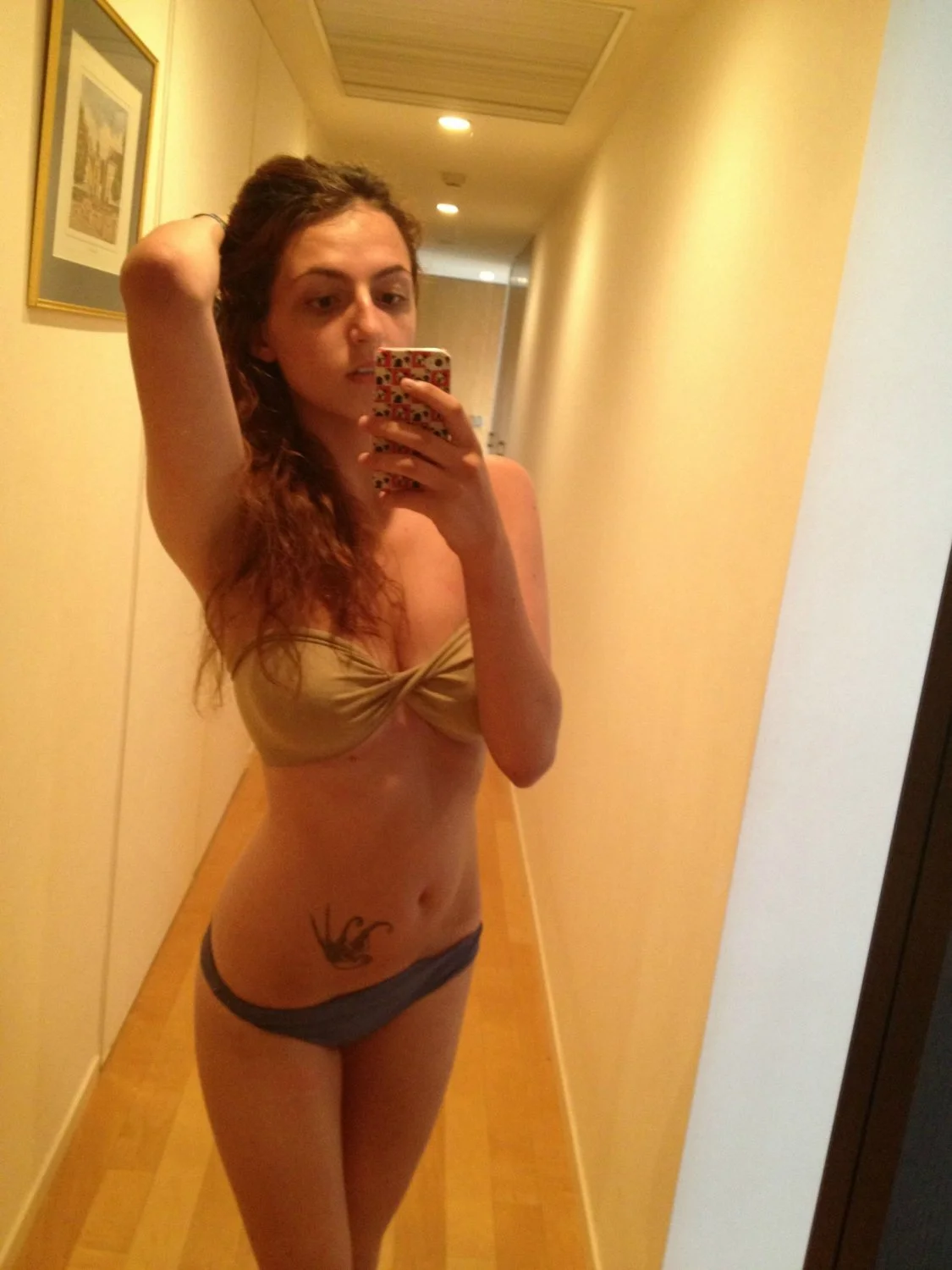 Incredible Body Slut image 46