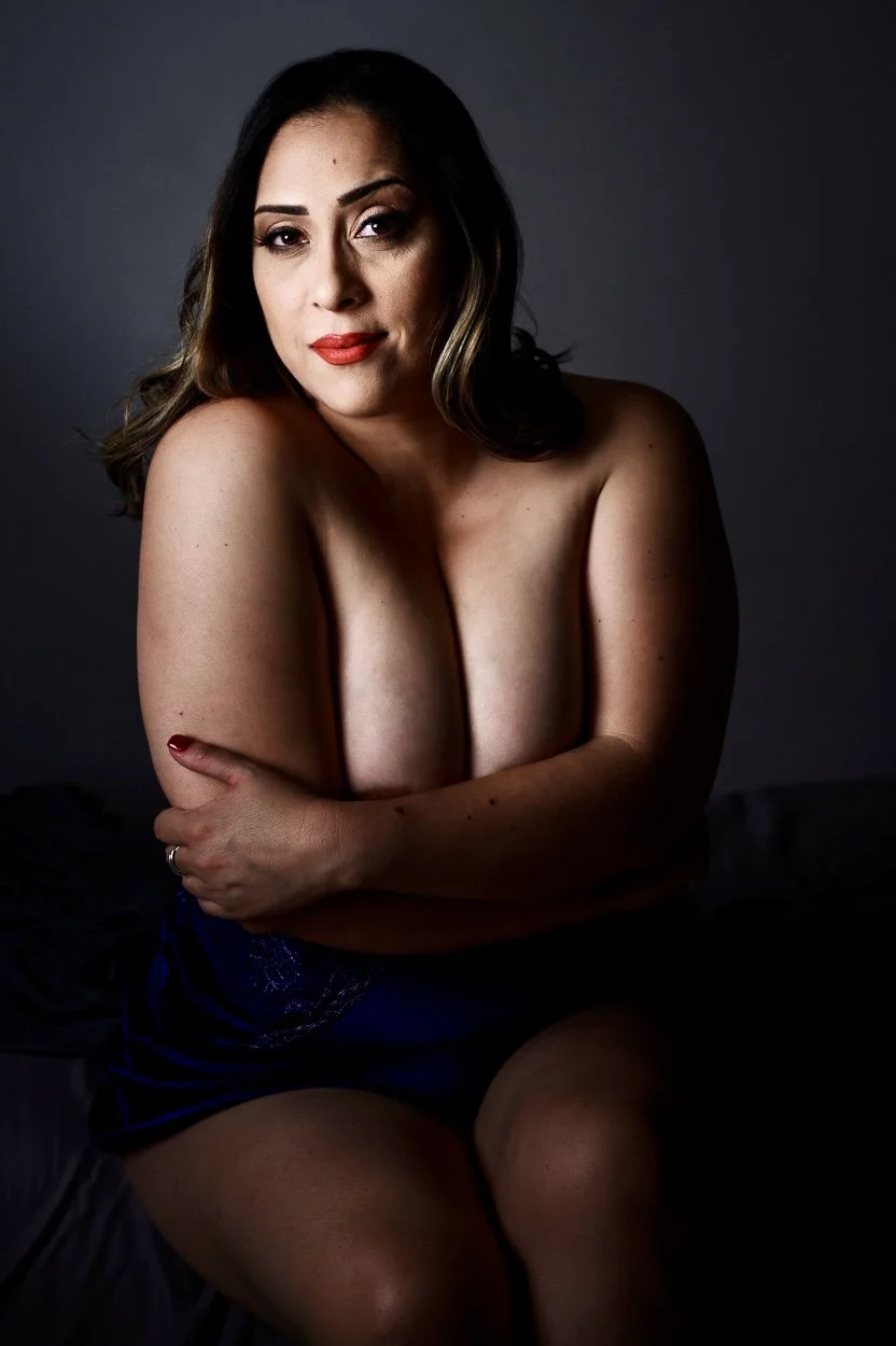 Saggy big tit brunette milf boudoir image 4