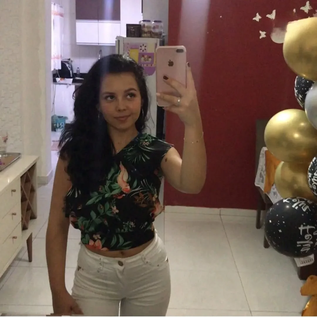 está é a Camila ou para os íntimos cams image 3