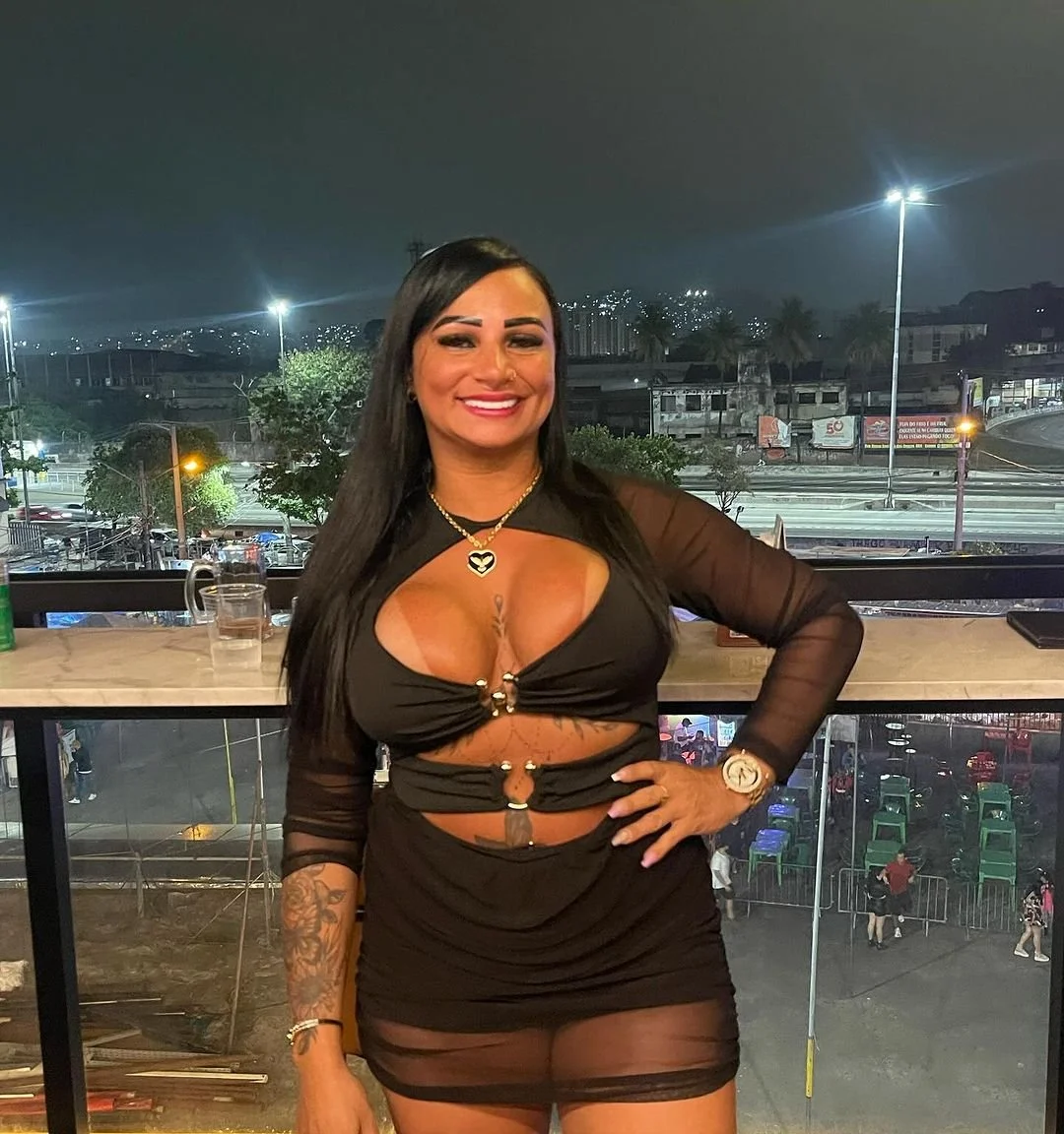 Vänëssïnhª Milf Safada Morena Gostosa image 32