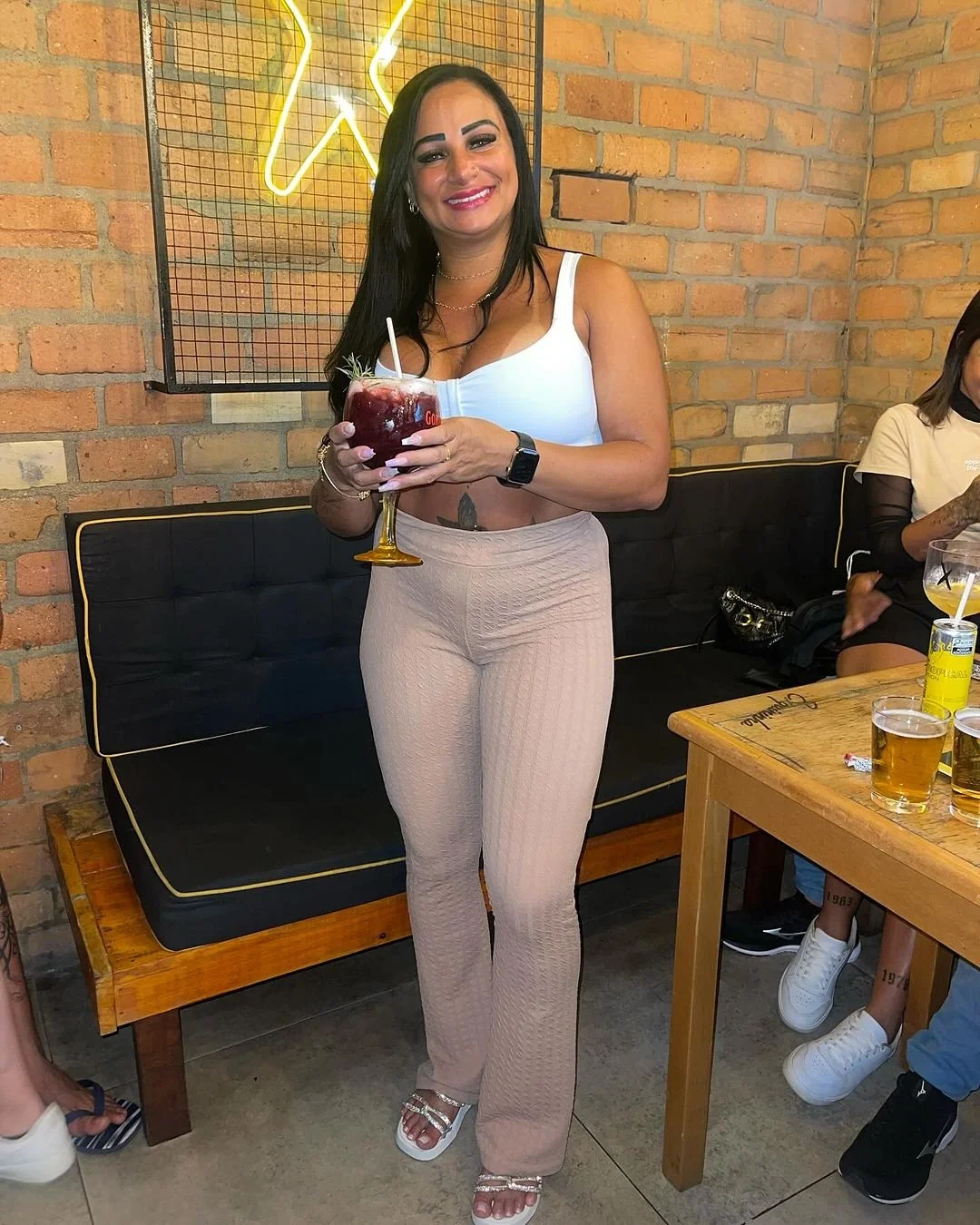 Vänëssïnhª Milf Safada Morena Gostosa image 39