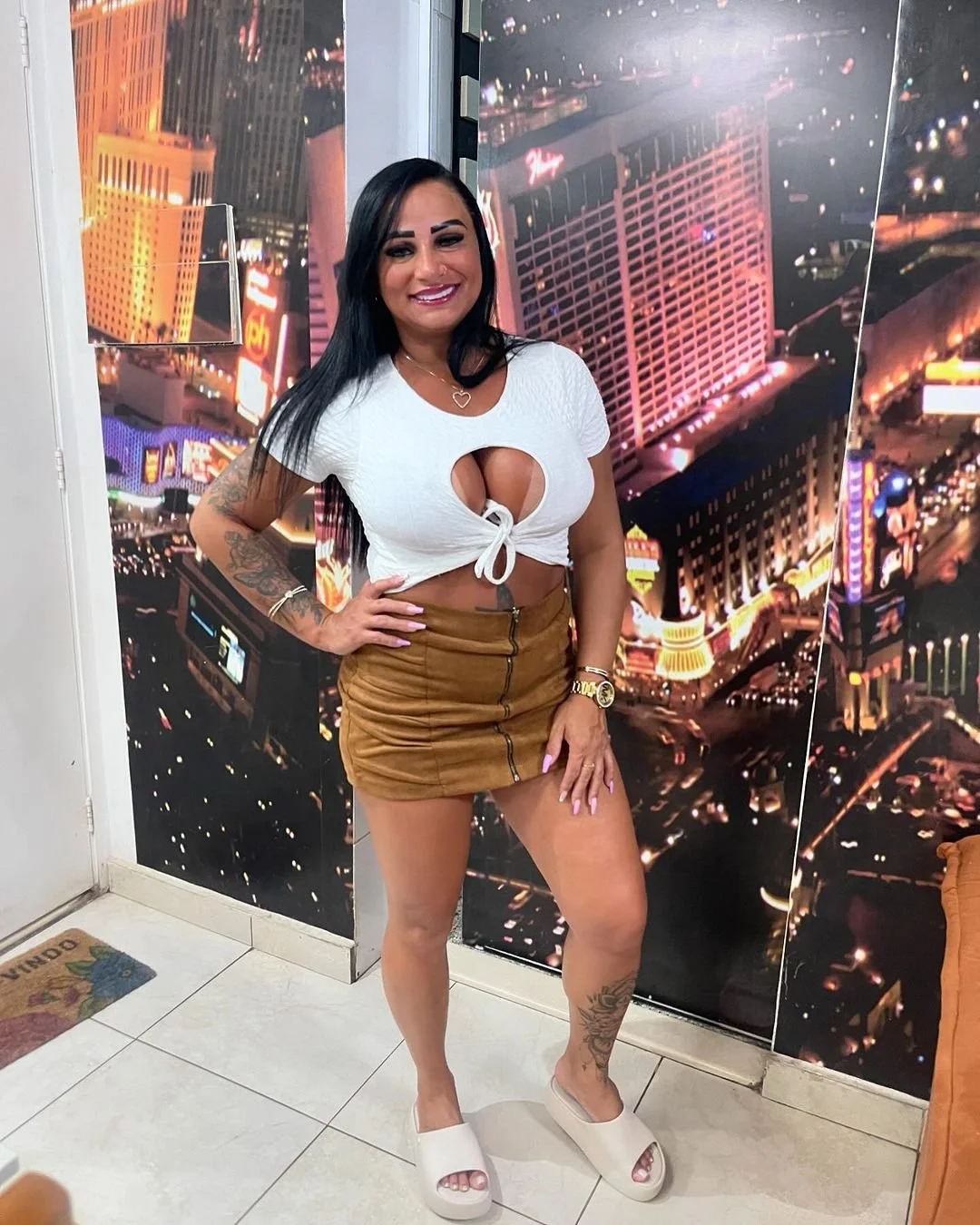 Vänëssïnhª Milf Safada Morena Gostosa image 49