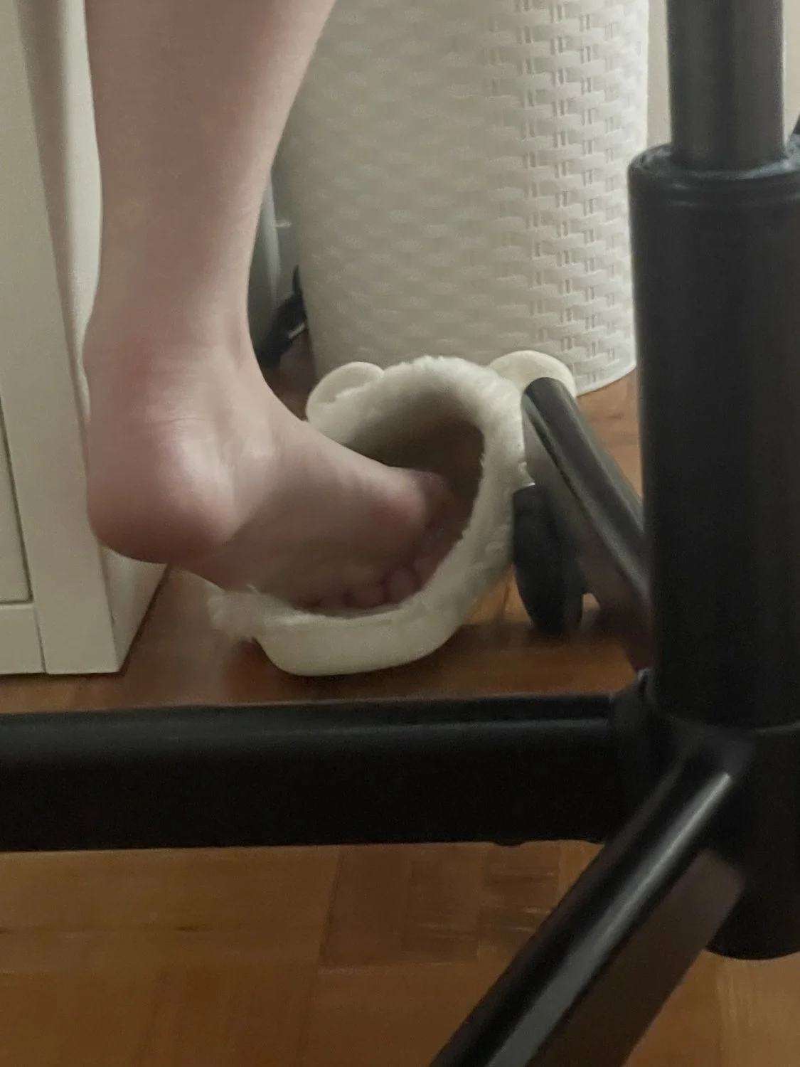 Spying on sister around the house-part 3 image 6