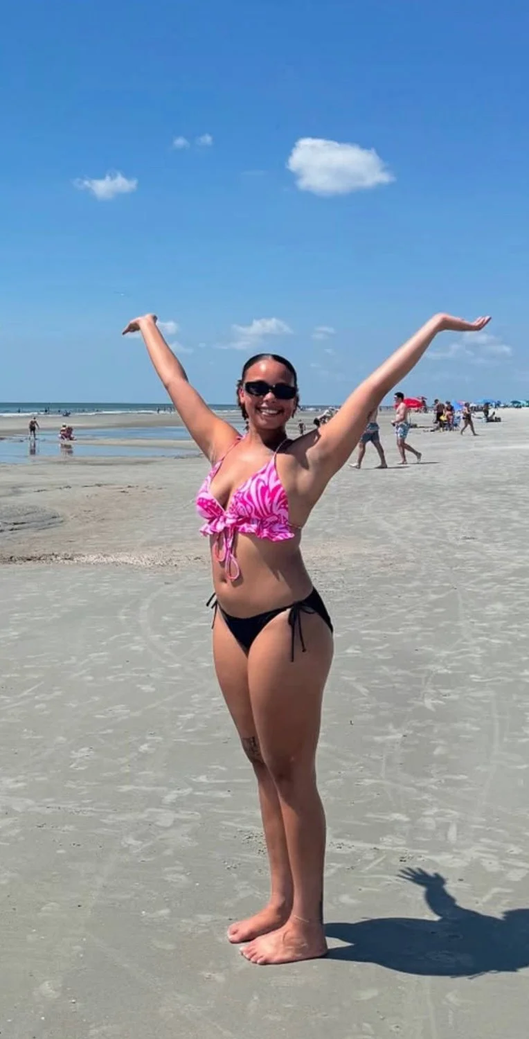 Mikayla fine lightskin big titty big ass slut image 11