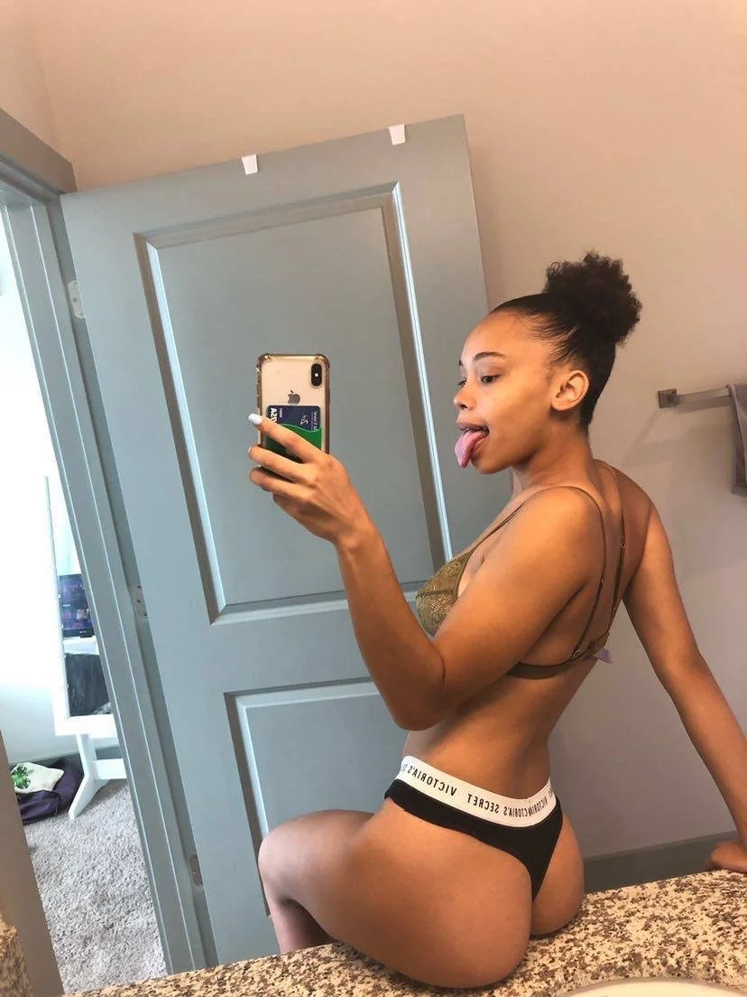Mikayla fine lightskin big titty big ass slut image 44