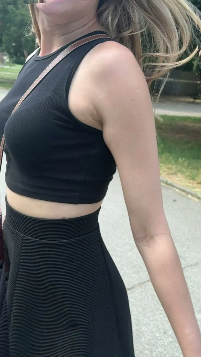 🔞 tight big tits pussy eating nude wet pussy 💦🍑 Check my OF image 5