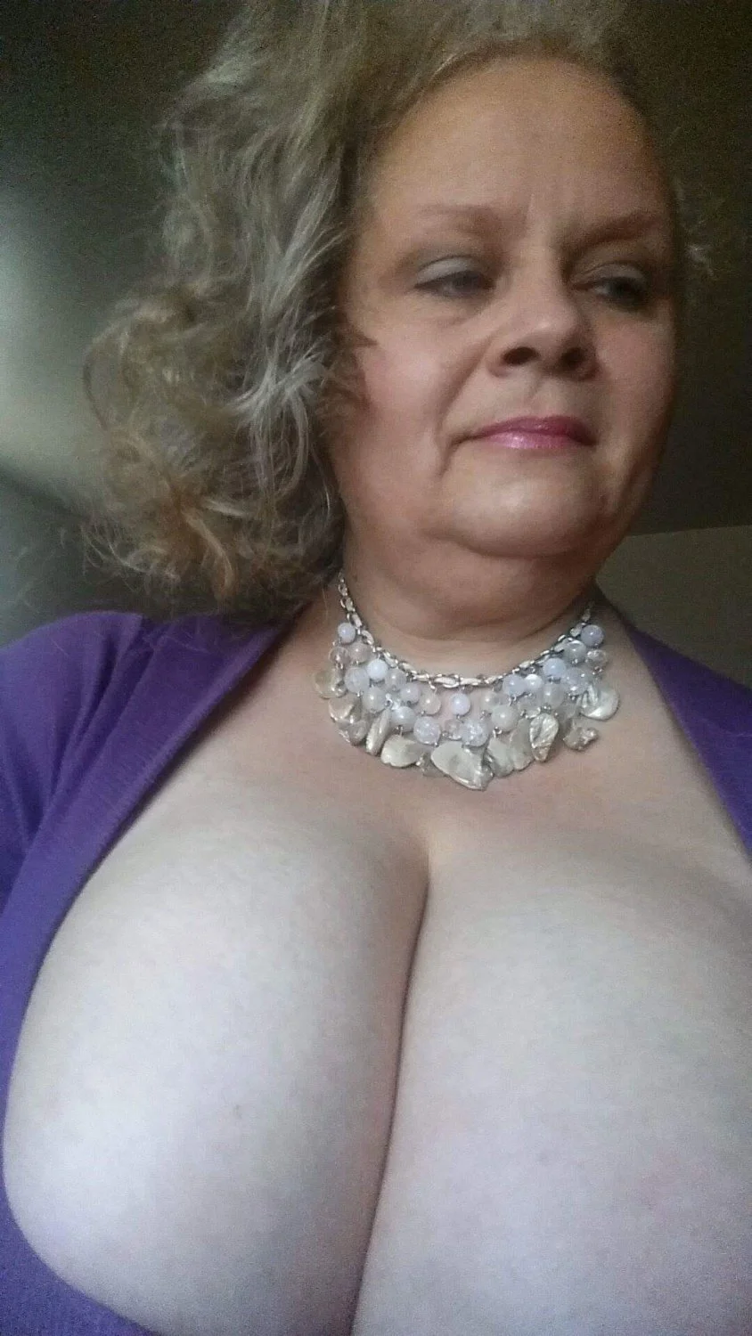 Bewbs,cleavage and nips image 49