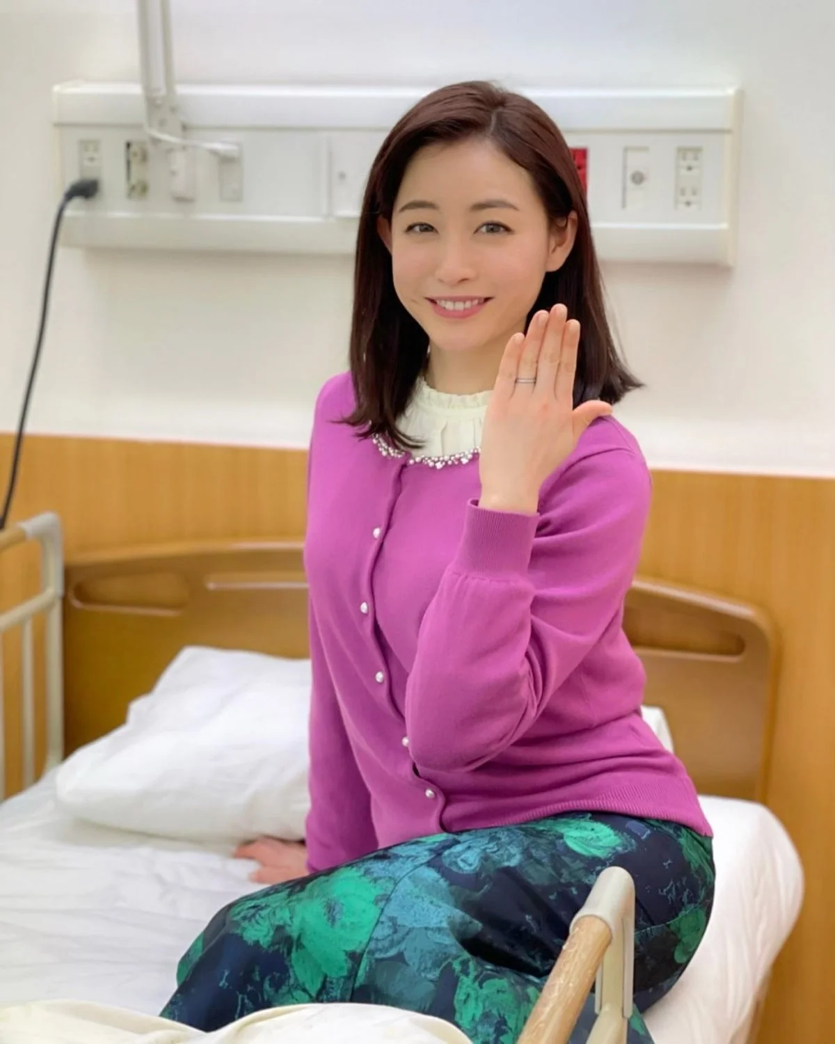 🔚Japanese　顔抜き　フリーアナウンサー　新井恵理那　ソフトエロ　一発やりたい image 7
