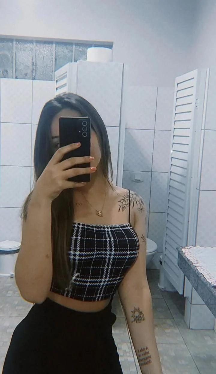 Duas amigas gostosas image 8
