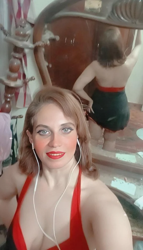 Arab Tease image 3